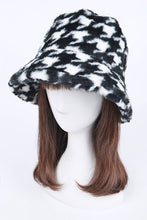 Load image into Gallery viewer, Houndstooth Print Faux Fur Bucket Hat
